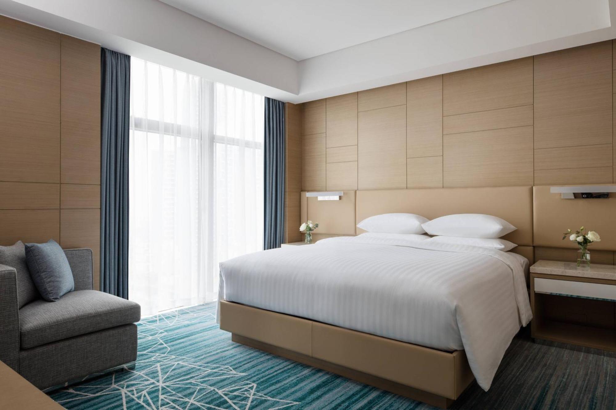 מלון Courtyard By Marriott Shunde Longjiang, Near Furniture Fair מראה חיצוני תמונה